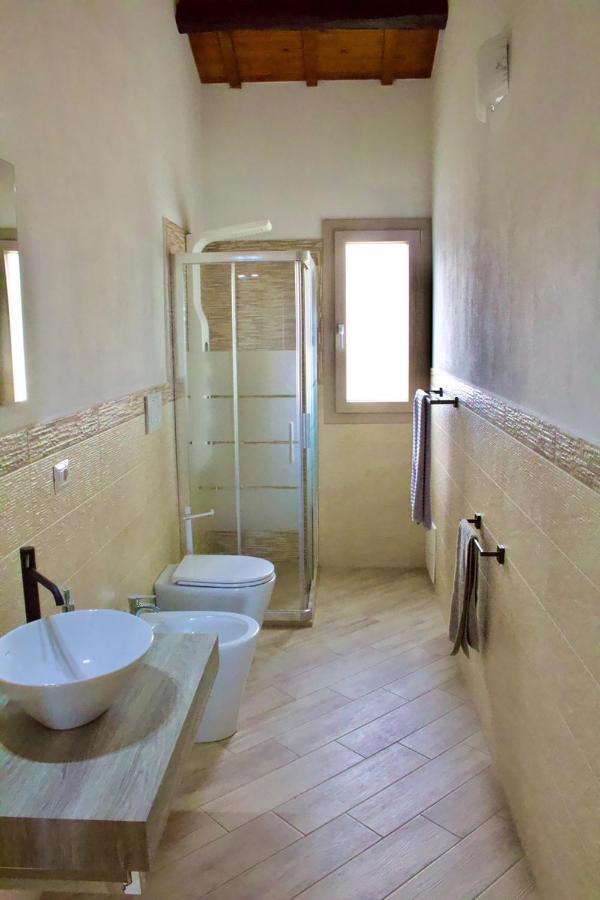Domu Virginia Bed & Breakfast Castiadas Luaran gambar